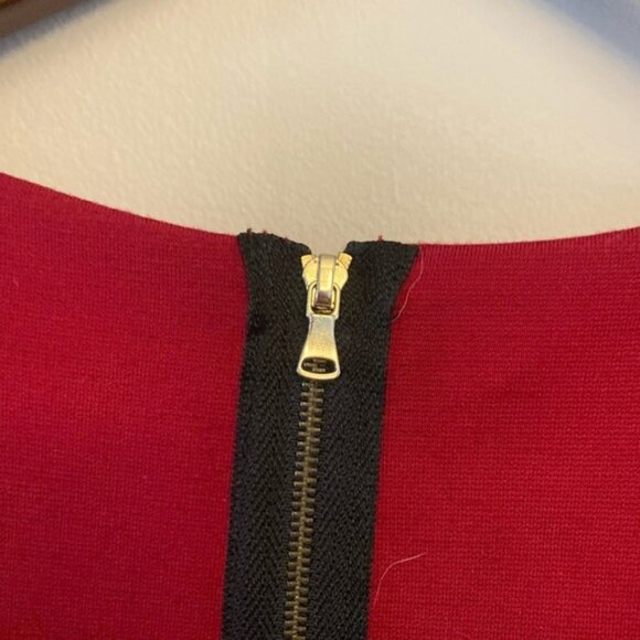 Donna Morgan Cotton sheath with Zipper SALE $15 dresses & 3 for $30 - Picture 3 of 4